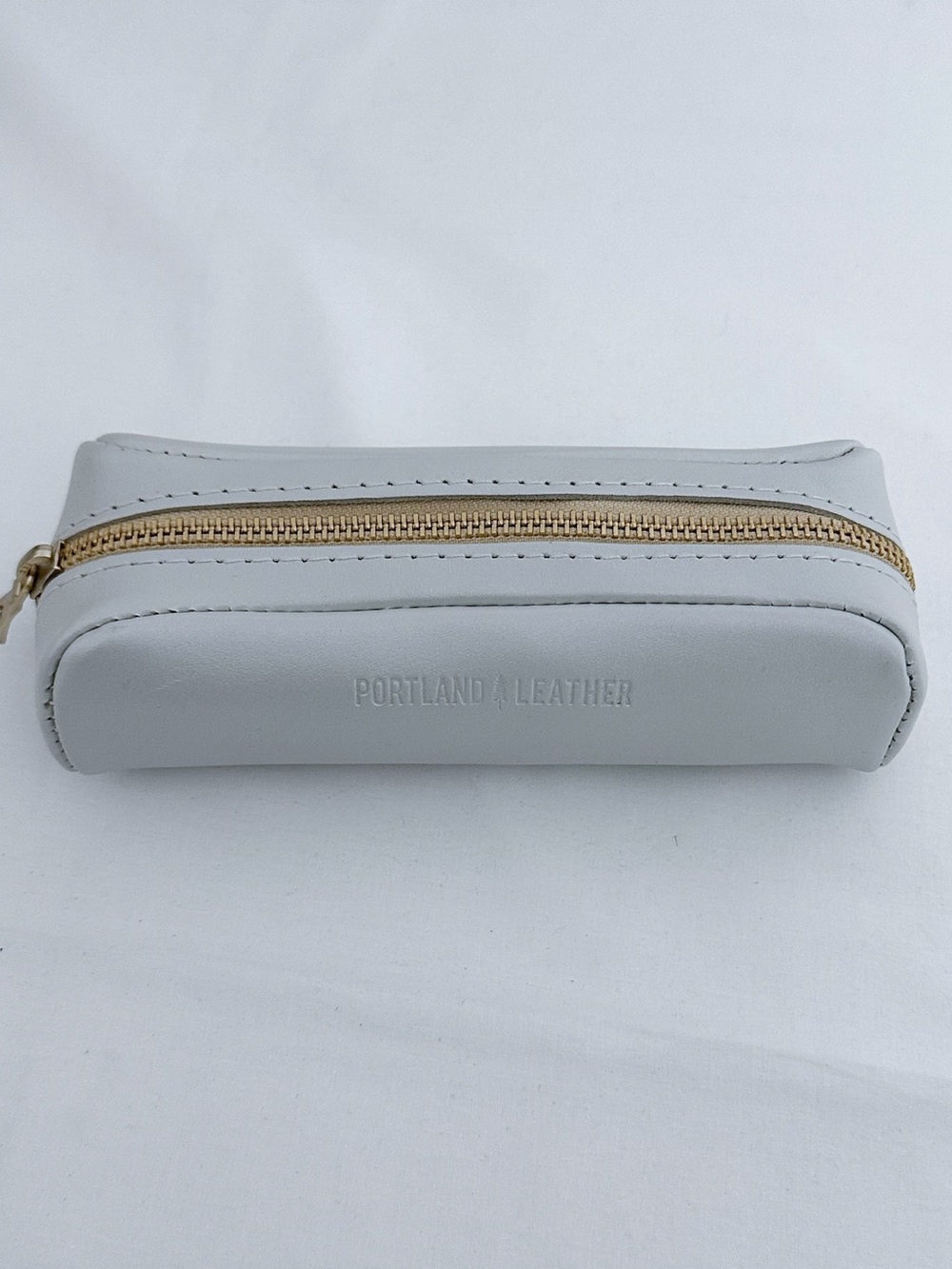 NEW Portland Leather Goods Ballpark Pouch in Mystery Shade White Great Gift Idea - Picture 6 of 12